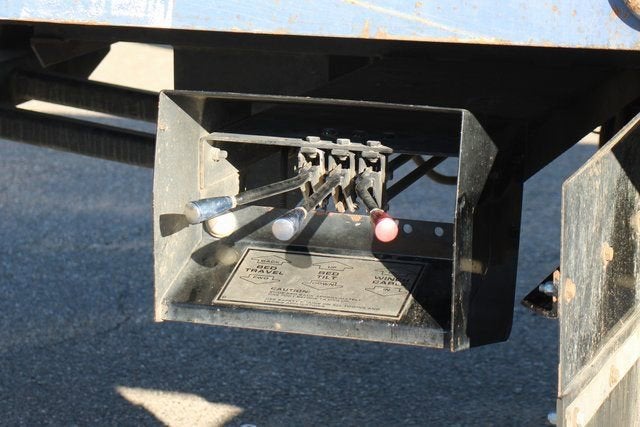 2015 Freightliner M2 106