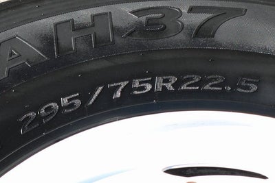 2015 Freightliner M2 106