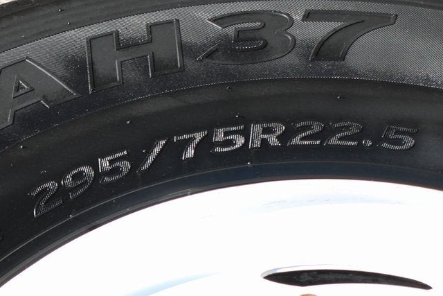 2015 Freightliner M2 106