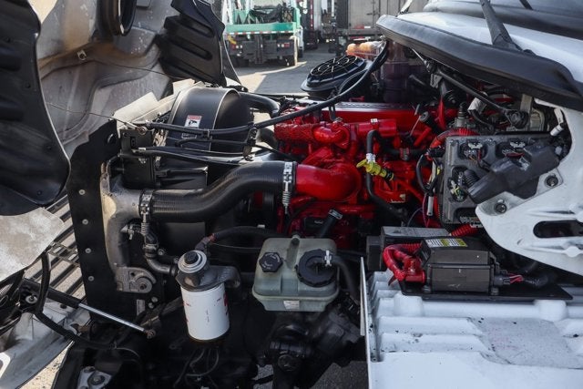 2014 Freightliner M2 106 MD