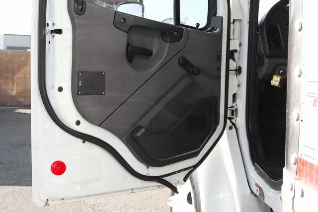 2014 Freightliner M2 106 MD