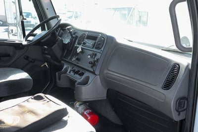 2014 Freightliner M2 106 MD