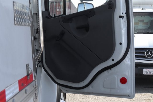 2014 Freightliner M2 106 MD