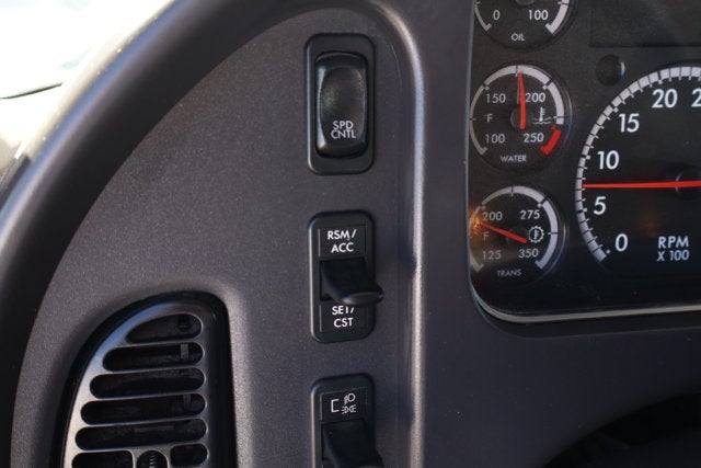 2021 Freightliner M2 106 MD