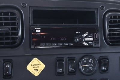 2021 Freightliner M2 106 MD