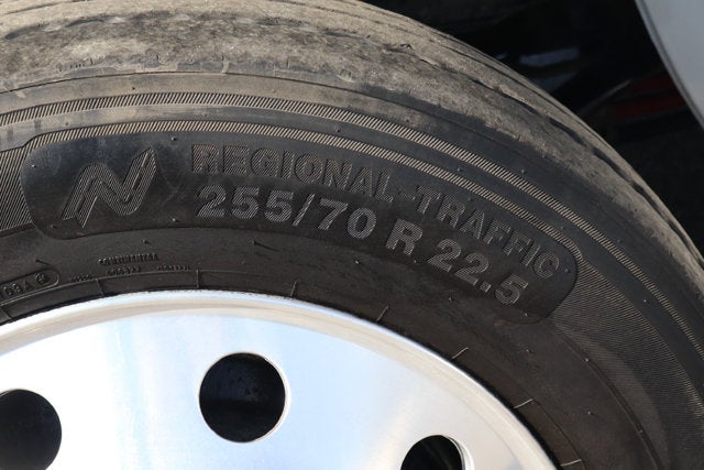 2021 Freightliner M2 106 MD