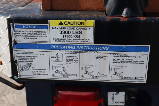 2021 Freightliner M2 106 MD