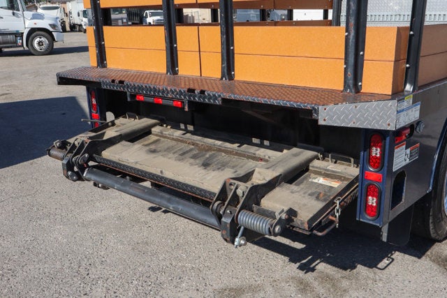 2021 Freightliner M2 106 MD