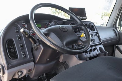2021 Freightliner M2 106