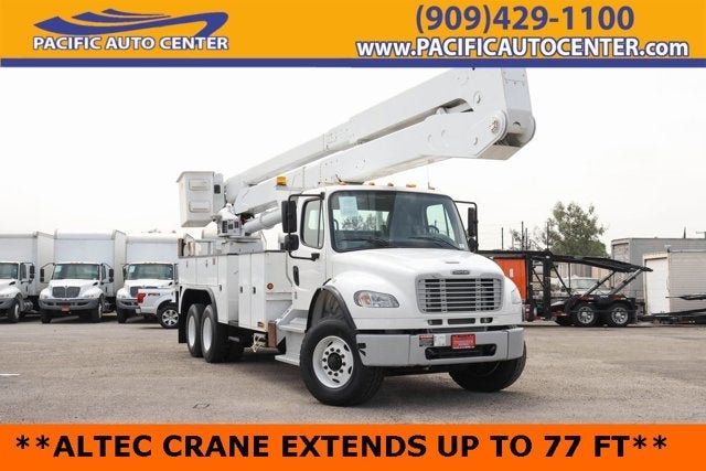 2017 Freightliner M2 106