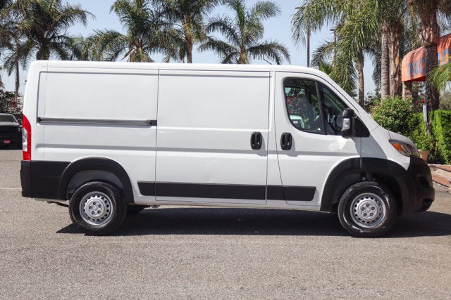 2025 RAM ProMaster 2500 Base