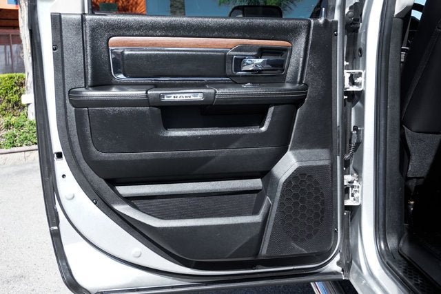 2016 RAM 2500 Laramie