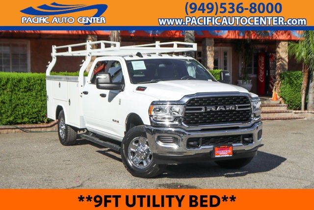 2024 RAM 3500 SLT