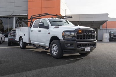 2024 RAM 3500 Chassis Cab Tradesman