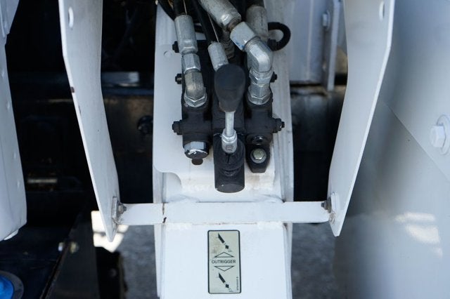 2013 Ford F-750SD XL