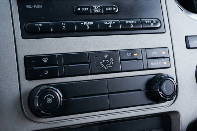 2015 Ford F-650SD XLT