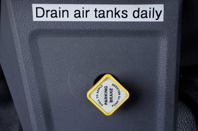 2015 Ford F-650SD XLT