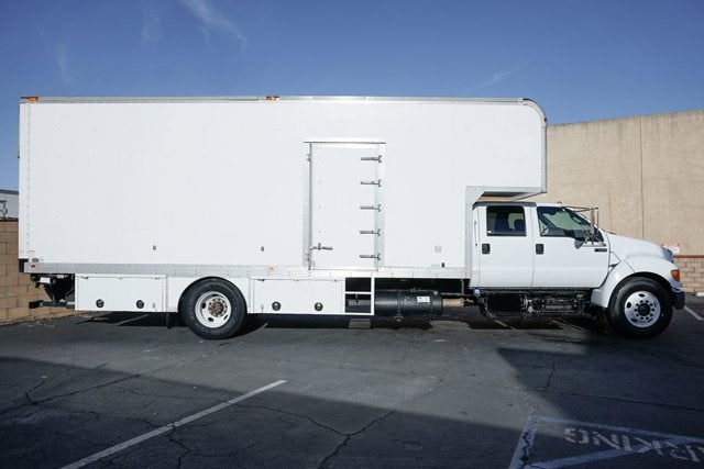 2015 Ford F-650SD XLT