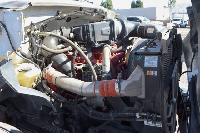 2015 Ford F-650SD XLT