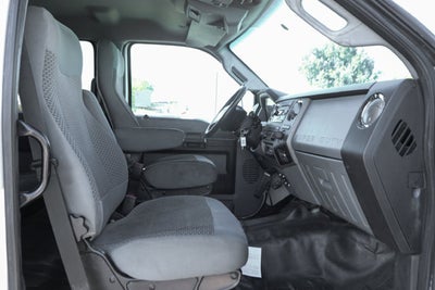 2015 Ford F-650SD XLT
