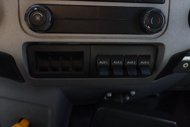 2015 Ford F-650SD XLT