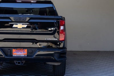 2022 Chevrolet Silverado 1500 Custom