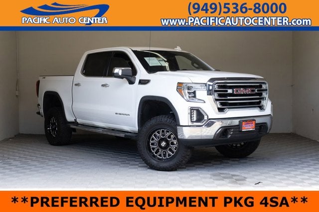 2020 GMC Sierra 4WD Crew Cab Short Box SLT's photo