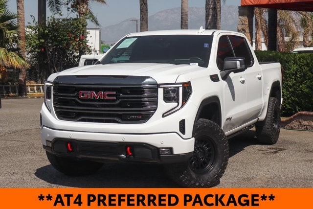 2023 GMC Sierra 1500 AT4