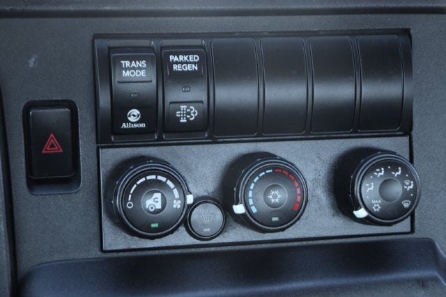 2021 International MV607 Base