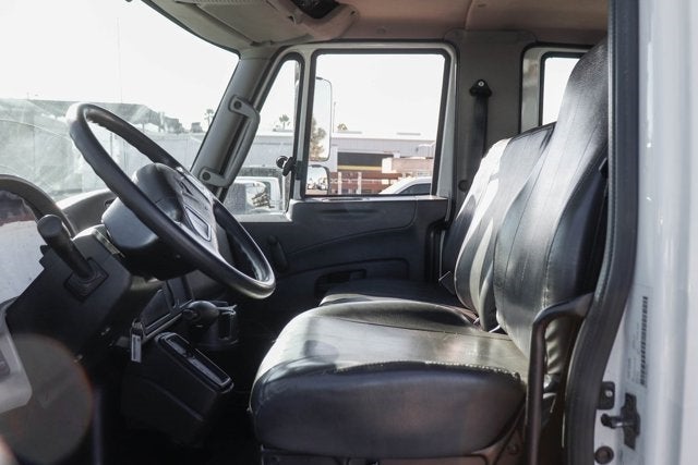 2018 International 4300 Base