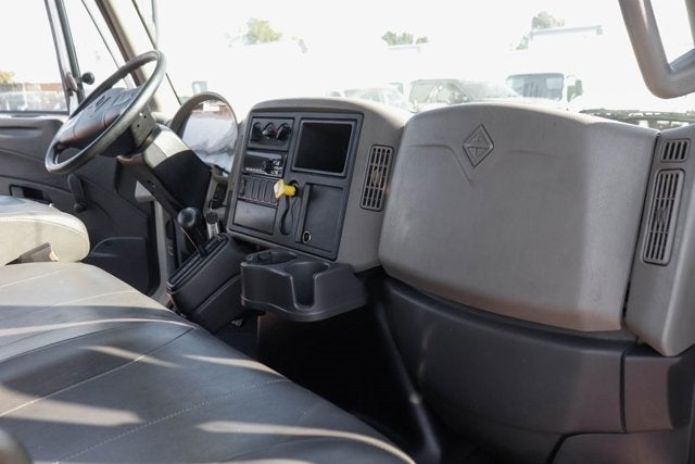 2018 International 4300 Base