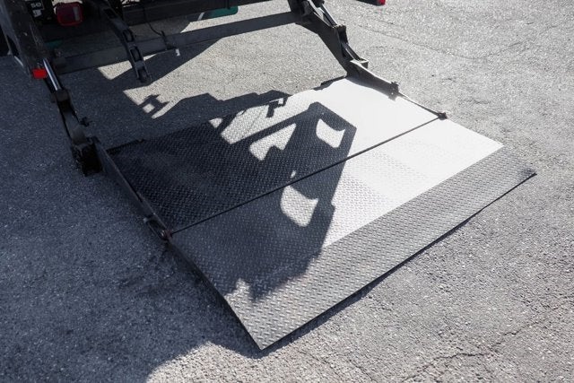 2018 International 4300 Base