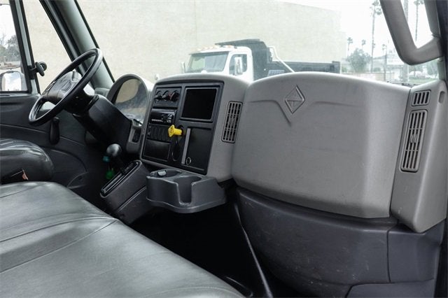 2019 International 4300 Base