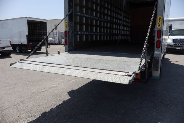 2019 International 4300 Base