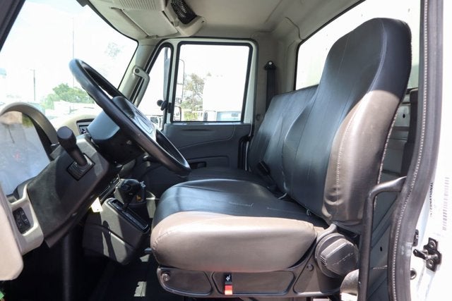 2019 International 4300 Base