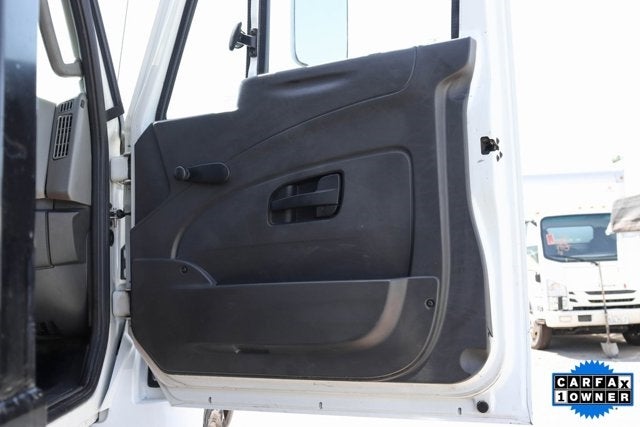 2018 International 4300 24 Foot