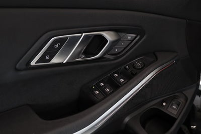 2021 BMW 3 Series 330e iPerformance