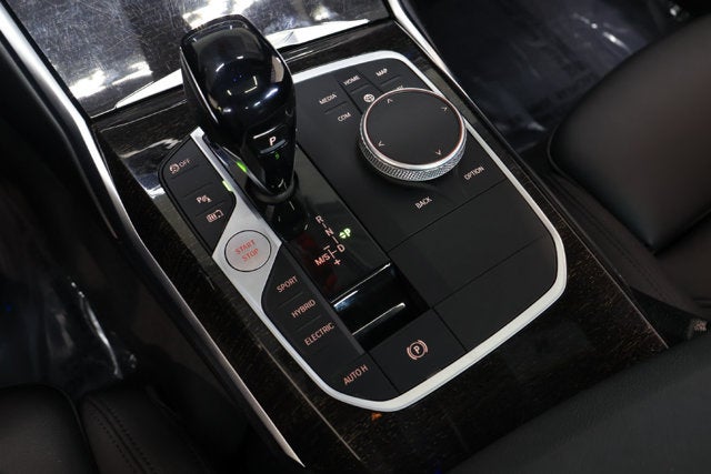 2021 BMW 3 Series 330e iPerformance
