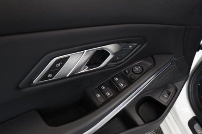 2022 BMW 3 Series 330i