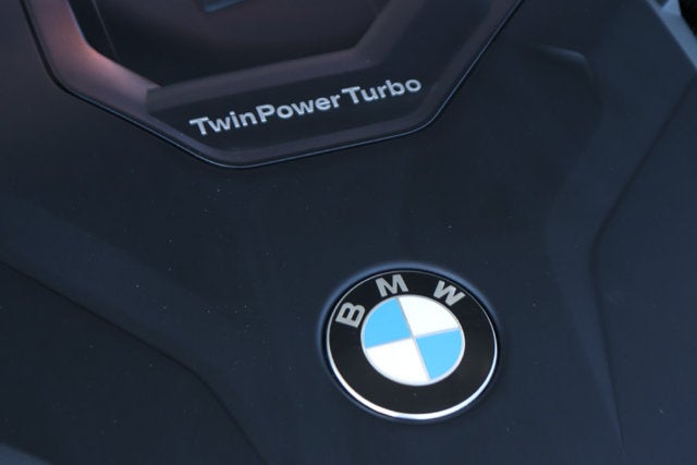 2024 BMW 3 Series 330i