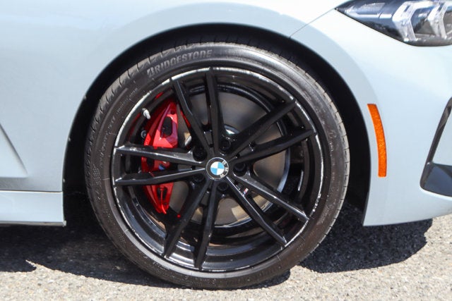 2024 BMW 3 Series 330i