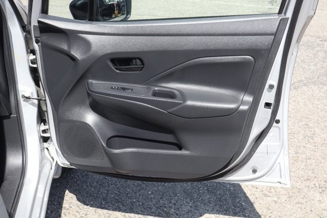 2023 Nissan Versa 1.6 S