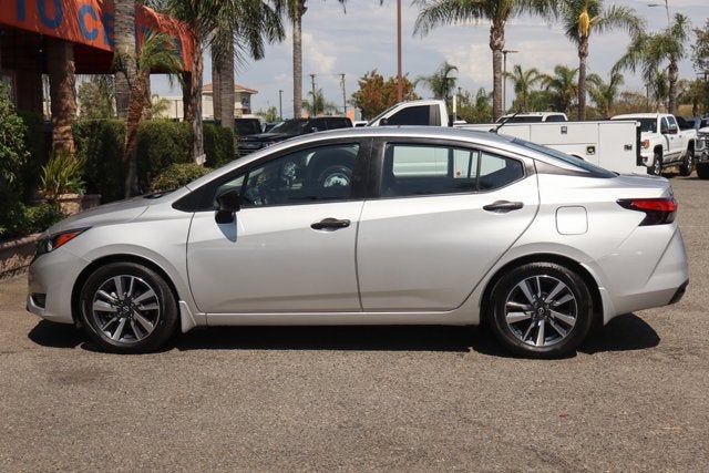 2023 Nissan Versa 1.6 S