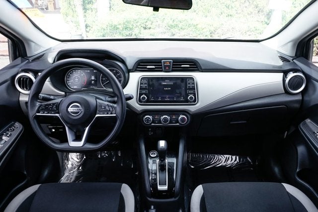 2021 Nissan Versa 1.6 SV