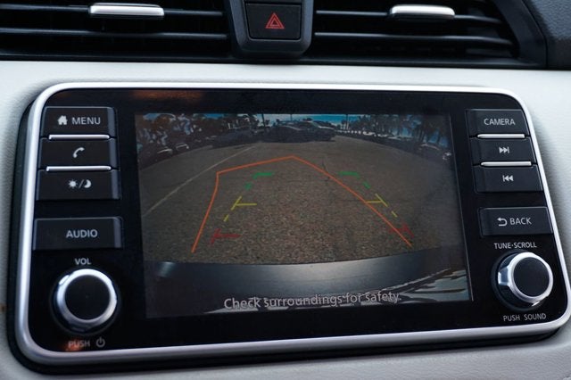 2021 Nissan Versa 1.6 SV