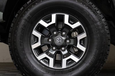 2022 Toyota Tacoma 4WD TRD Off-Road