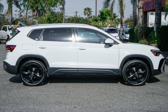 2025 Volkswagen Taos 1.5T SEL