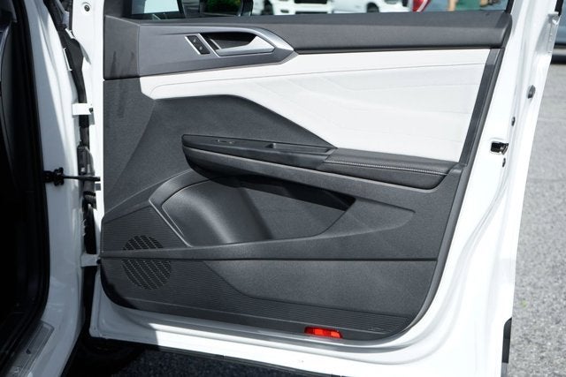2025 Volkswagen Taos 1.5T SEL