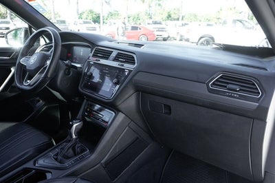 2022 Volkswagen Tiguan 2.0T SE R-Line Black