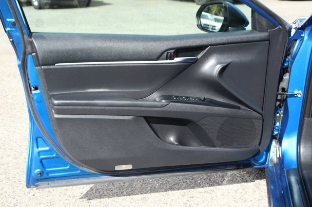 2019 Toyota Camry Hybrid LE